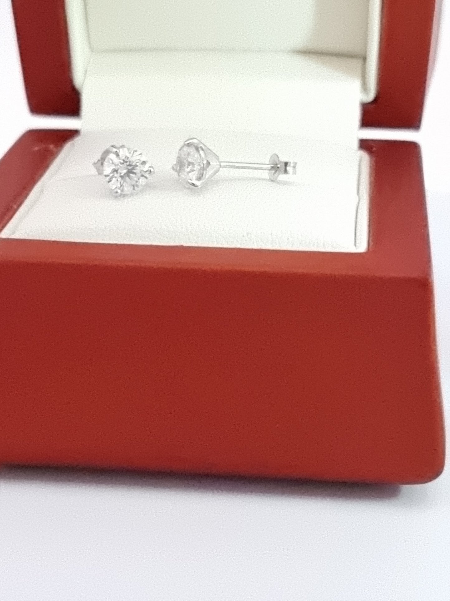 D/E Colour - 1.00 Carat LG Diamond Stud Earrings - $2250 Retail Value!