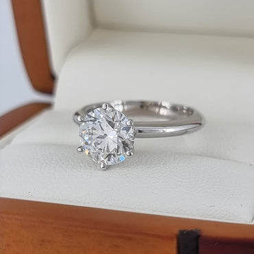 18K/Platinum Solitaire