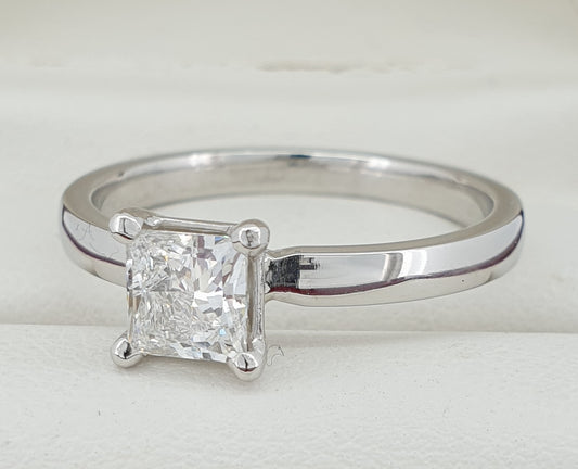 Stunning 0.84 Carat Princess Cut Diamond Solitaire