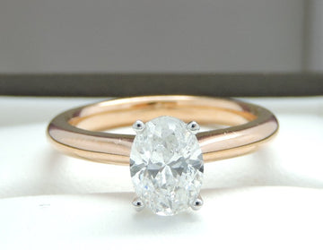 Stunning 1.1 Carat Oval Cut Diamond in 18 Carat Rose Gold