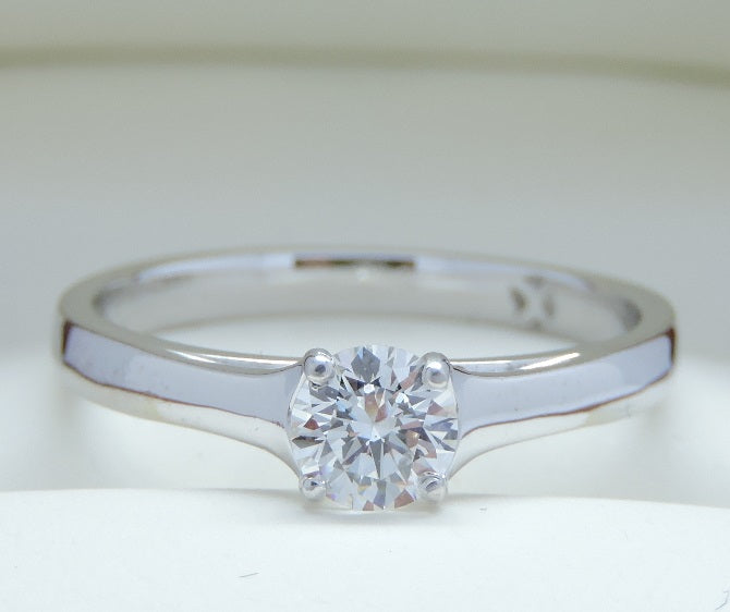 GIA E VVS2 1/2 Carat Solitaire 3x EX (Ideal) Cut