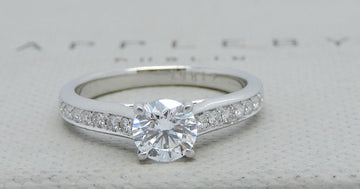 GIA Ideal Cut in 18 Carat White Gold