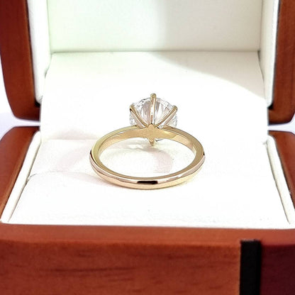 $8.75K Value - IGI Certified, 2.60 Carat D/VVS2, Round Cut LG Diamond Engagement Ring!