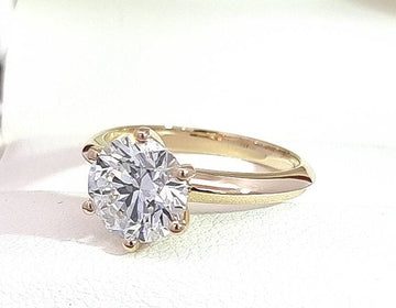 $8K - IGI Certified, 2.22 Carat D/VVS2, Round Cut LG Diamond Engagement Ring!