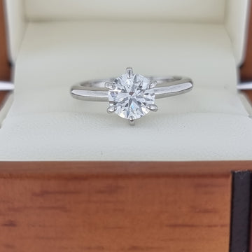 D/VVS2, 1.35 Carat Diamond Engagement Ring! Lab Grown!