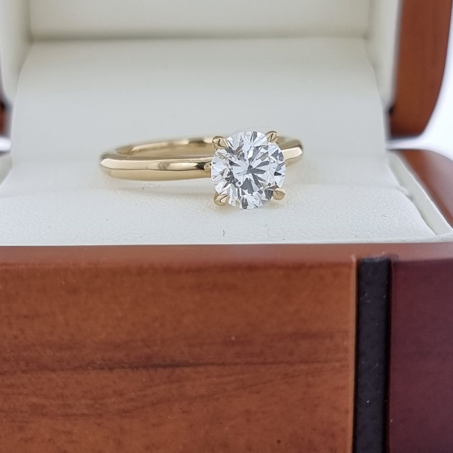 D/VVS2, 1.38 Carat Diamond Engagement Ring! Lab Grown!