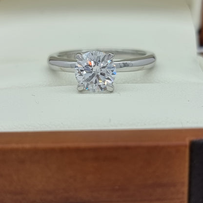 D/VVS2, 1.21 Carat Diamond Engagement Ring! Lab Grown!