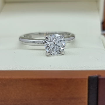 D/VVS2, 1.21 Carat Diamond Engagement Ring! Lab Grown!