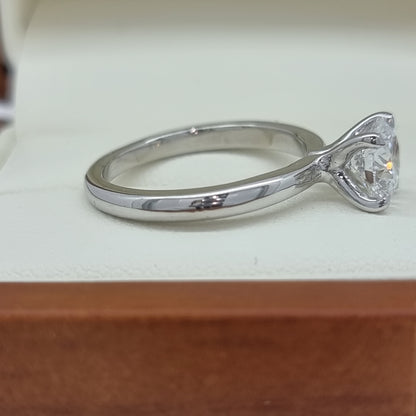 D/VVS2, 1.21 Carat Diamond Engagement Ring! Lab Grown!