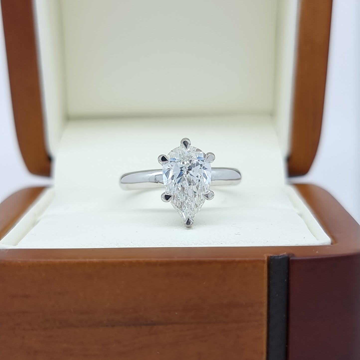 IGI Certified 2.13 Carat, E/VS1, Pear Cut Diamond Engagement Ring! Lab Grown!