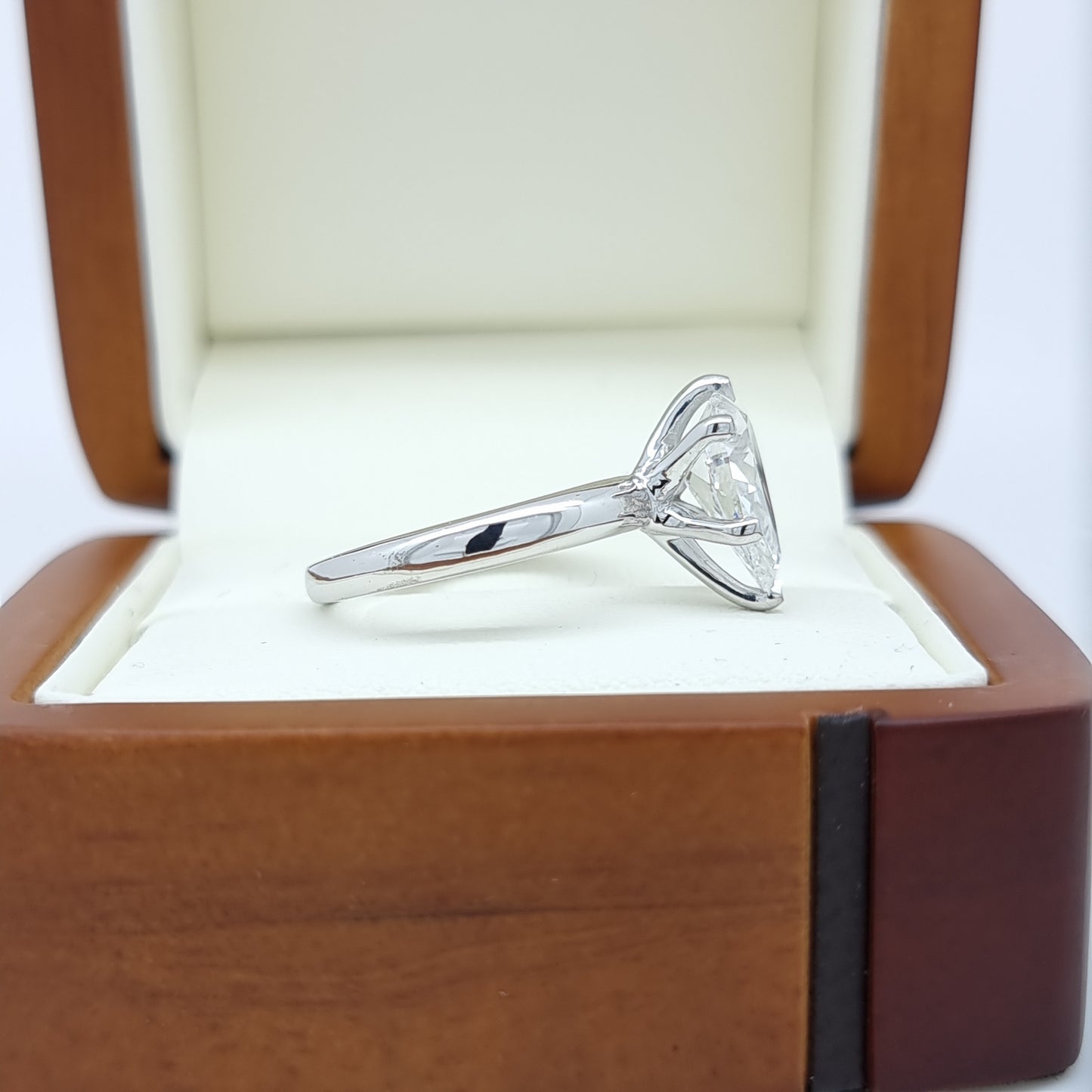 IGI Certified 2.13 Carat, E/VS1, Pear Cut Diamond Engagement Ring! Lab Grown!