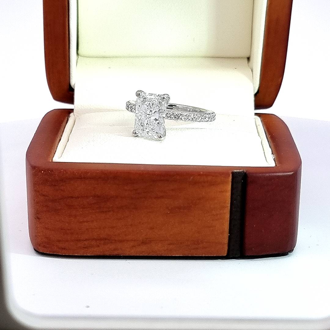 3.08 Carat Radiant Cut, LG Diamond Engagement Ring - D VVS2!