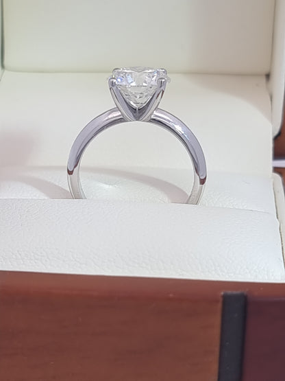 2.52 Carat Round Cut, LG Diamond Engagement Ring - 18K Knife Edge Setting
