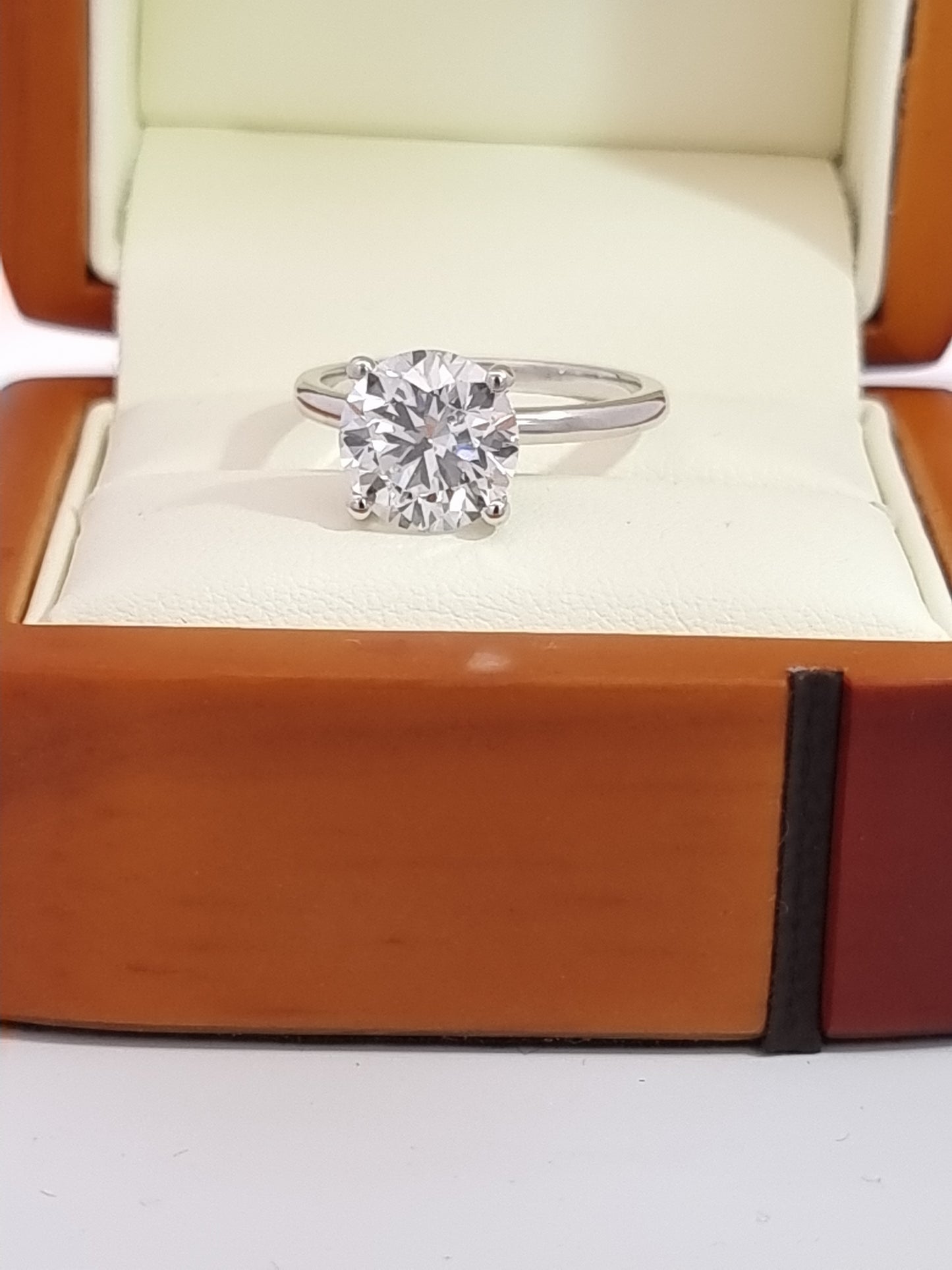 Huge 3 Carat, 'IDEAL' Cut Diamond Engagement Ring - Solid Platinum Setting