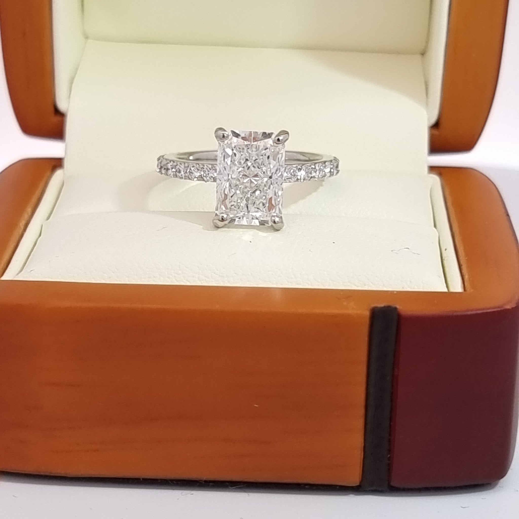 Stunning 3.56 Carat, Radiant Cut LG Diamond & Platinum Engagement Ring