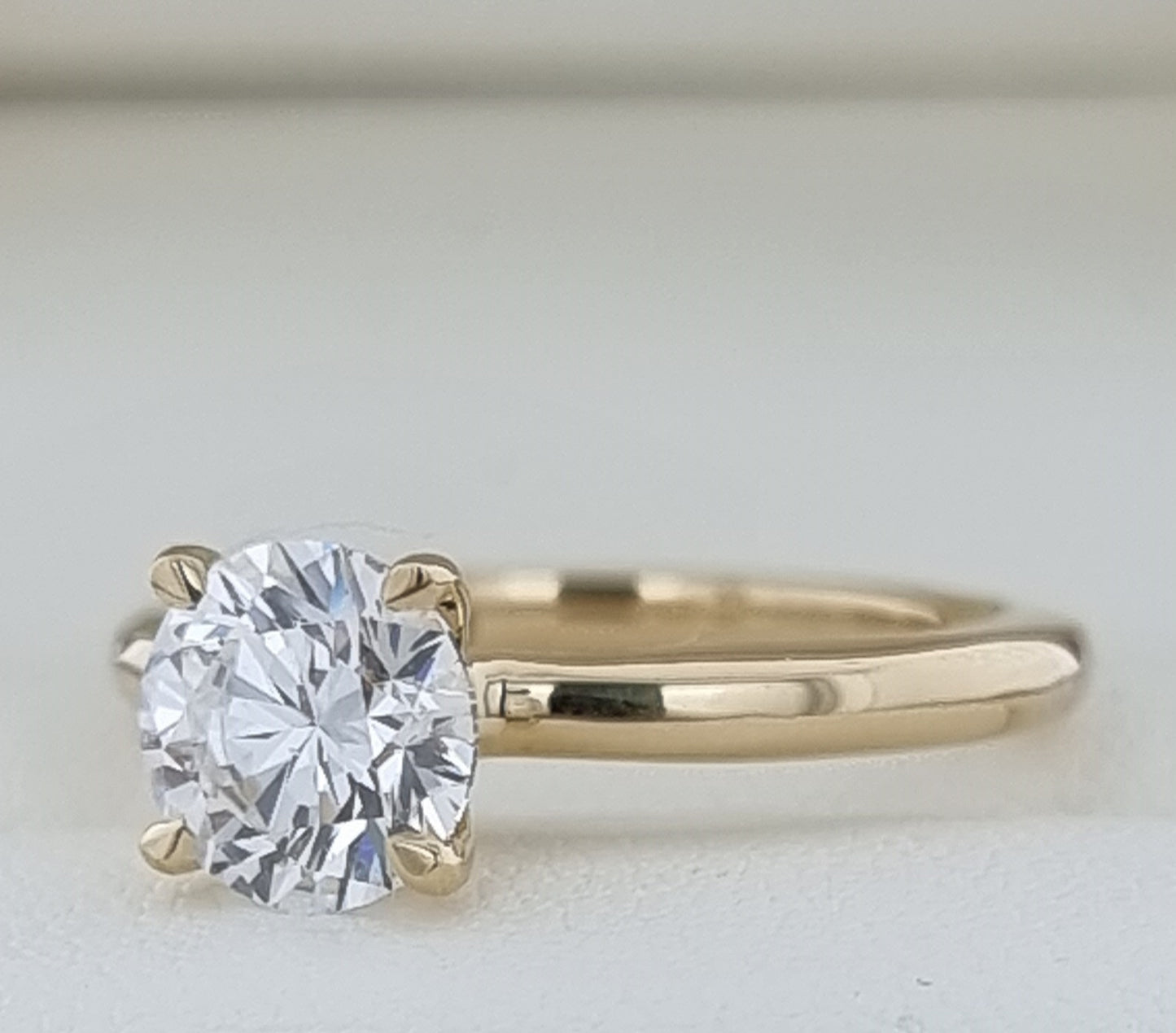 D/VVS2, 1.38 Carat Diamond Engagement Ring! Lab Grown!