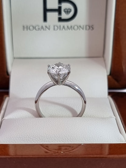 $6800 VAL: 2.25 Ct, D Colour, VS1 Clarity, LG Round Cut Diamond in Solid Platinum Setting!