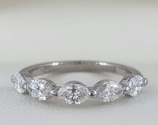Near 1 Carat F-G/VS Diamond Wedding or Dress Ring! Lab Grown!