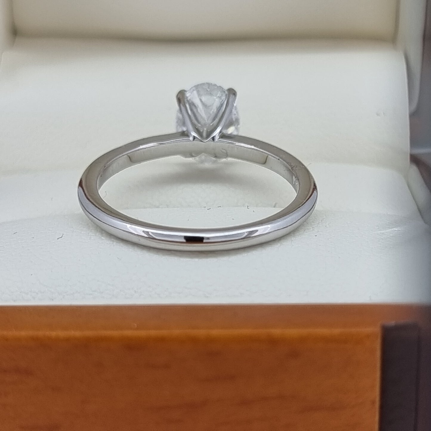 18K/Platinum Solitaire