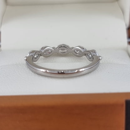 Near 1 Carat F-G/VS Diamond Wedding or Dress Ring! Lab Grown!