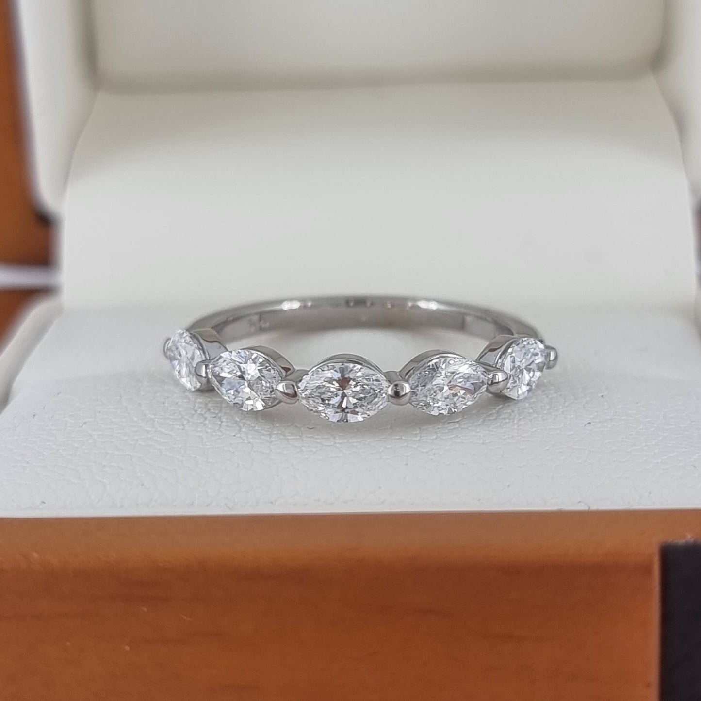 Near 1 Carat F-G/VS Diamond Wedding or Dress Ring! Lab Grown!