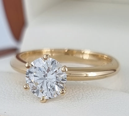 18K/Platinum Solitaire